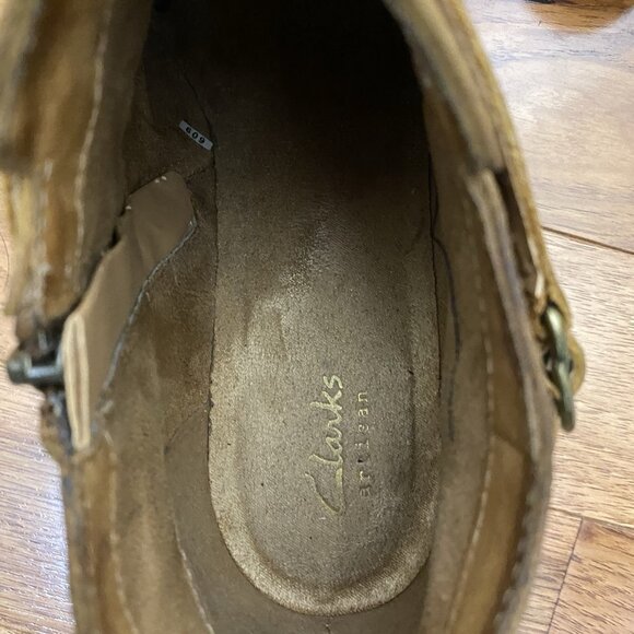 Clarks Artisan 8.5 Spye Belle Ankle Boots Camel Distressed Leather Zip Booties - Picture 7 of 10